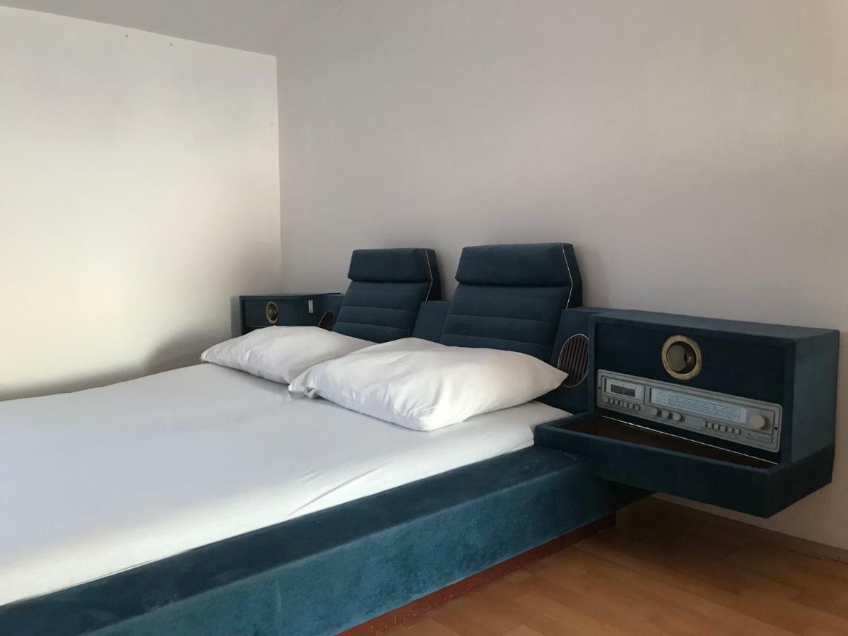 Villa Kartelo 特罗吉尔 外观 照片